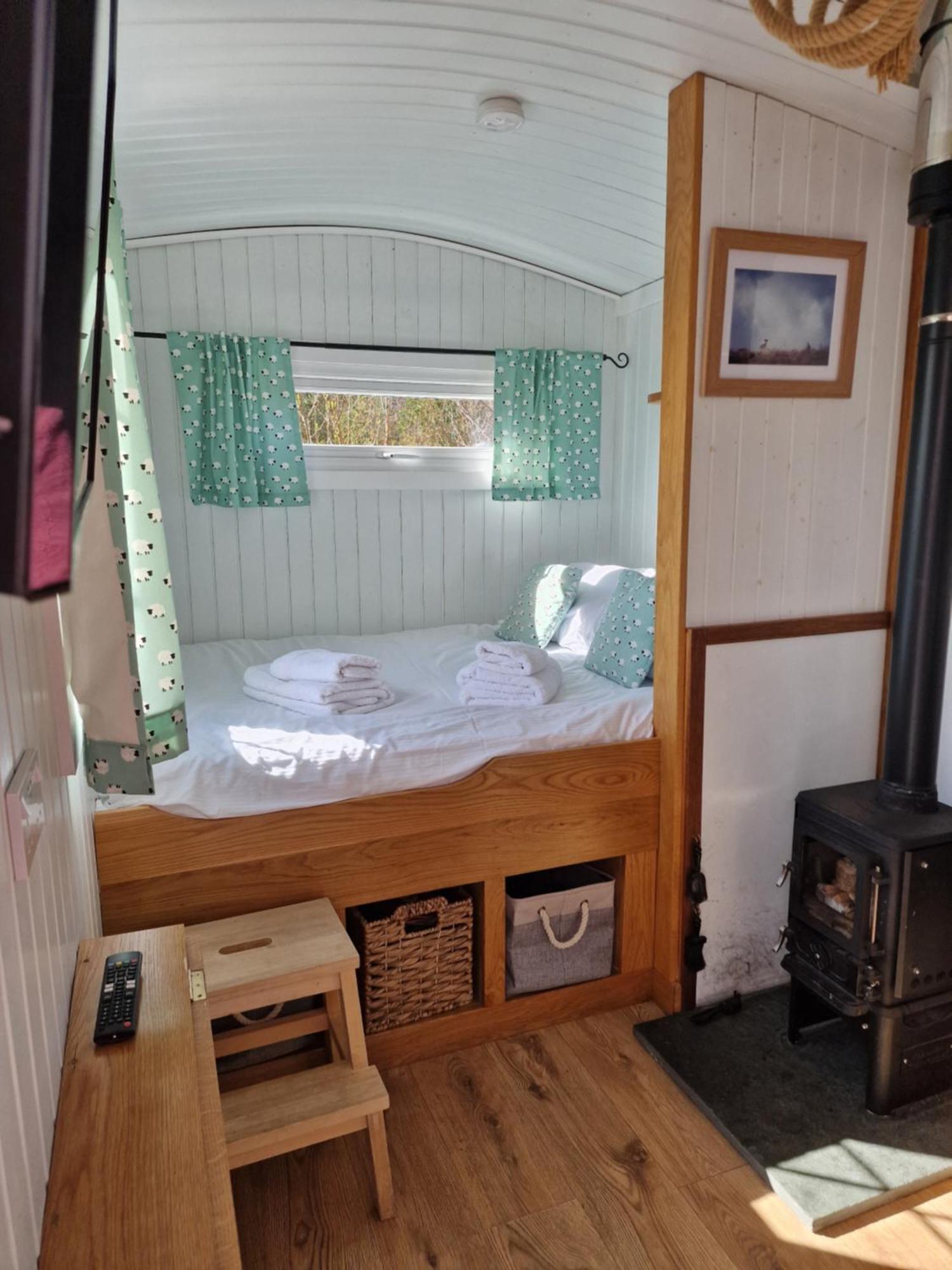 Dalnoid Cottages & Treehouses Nr Glenshee Kültér fotó
