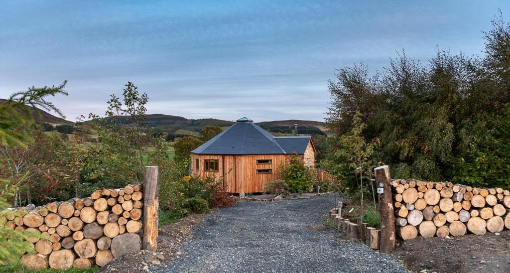 Dalnoid Cottages & Treehouses Nr Glenshee Kültér fotó