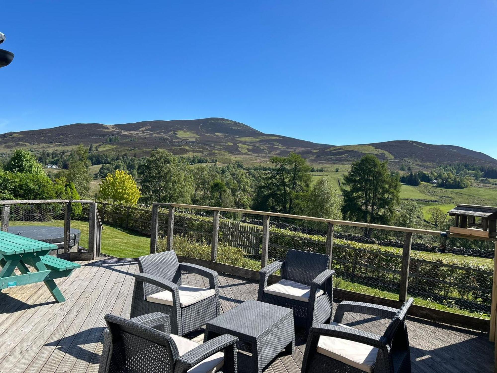 Dalnoid Cottages & Treehouses Nr Glenshee Kültér fotó