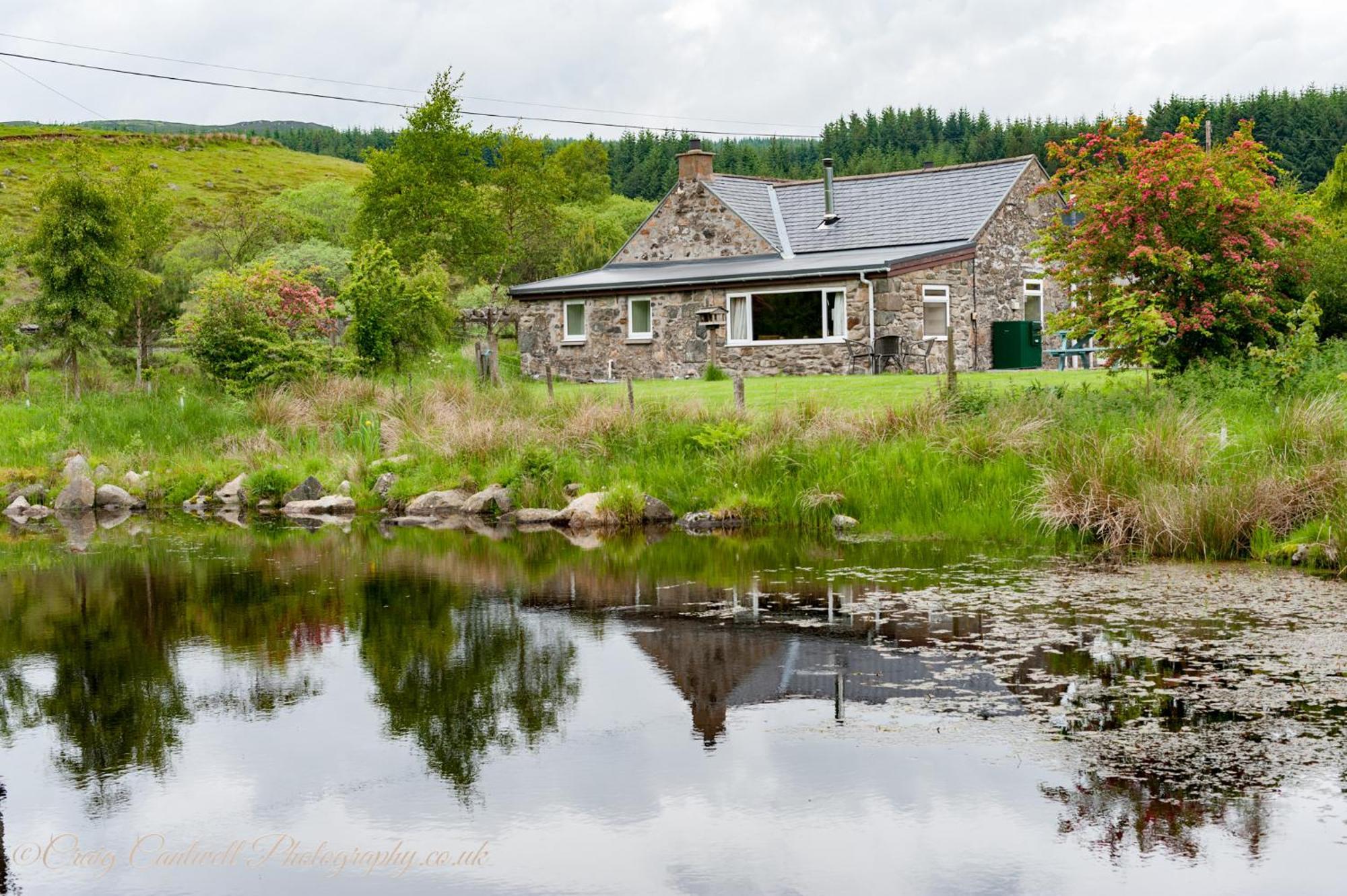 Dalnoid Cottages & Treehouses Nr Glenshee Kültér fotó